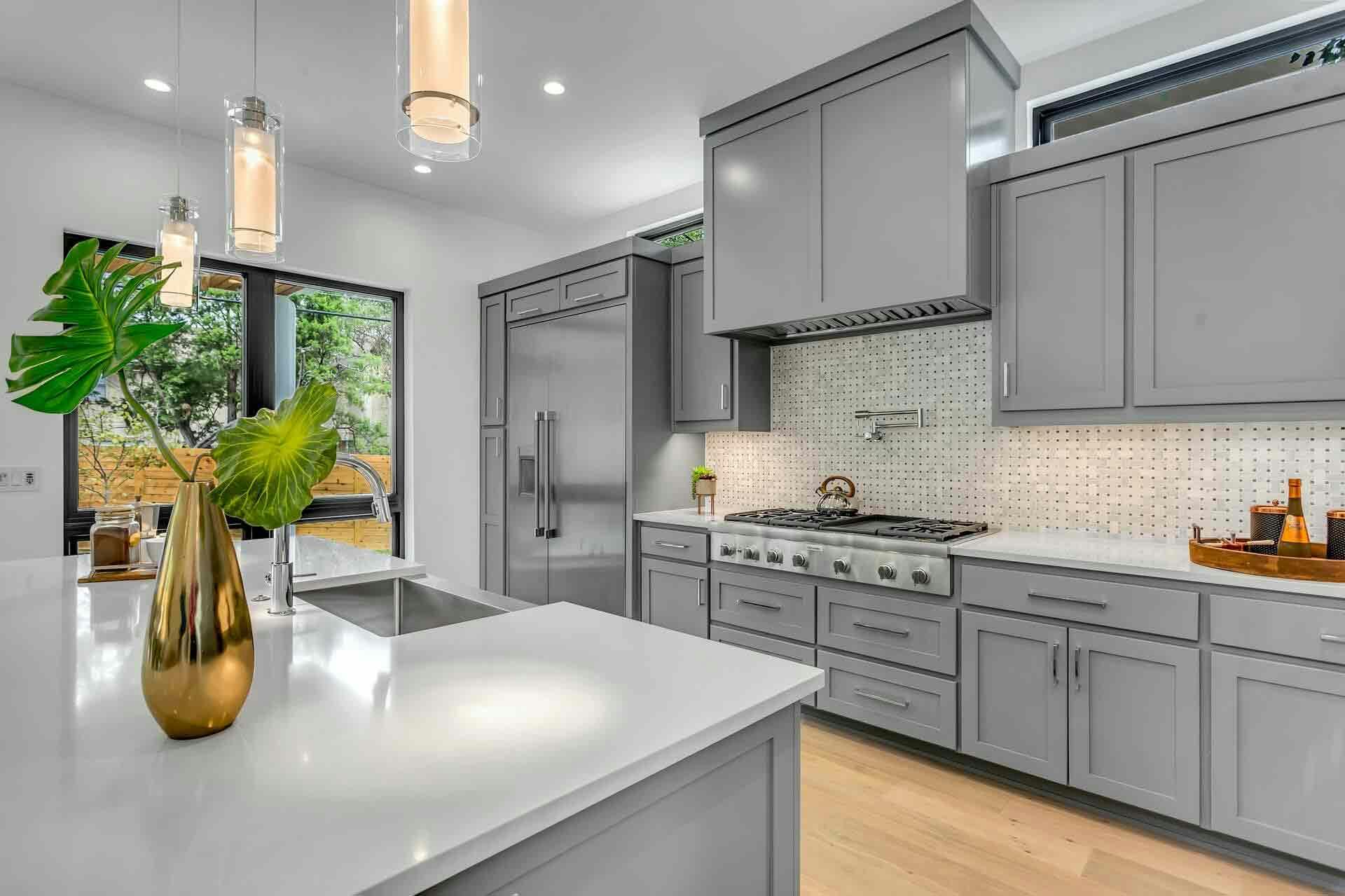Kitchen Revamp: The Latest Trends in Chicago Renovations-image